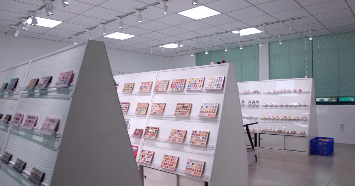 Fame cosmetics sample room